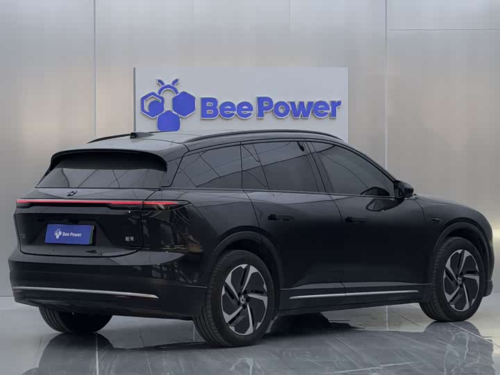 Фото 6 - Nio ES6