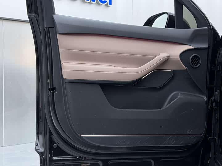 Фото 9 - Nio ES6