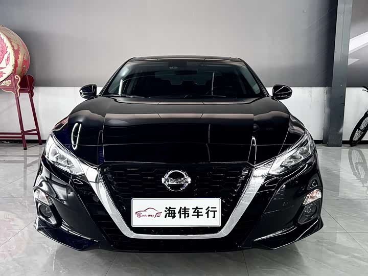 Фото 2 - Nissan Teana