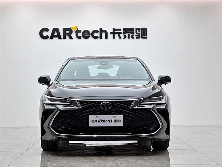 Фото 7 - Toyota Avalon