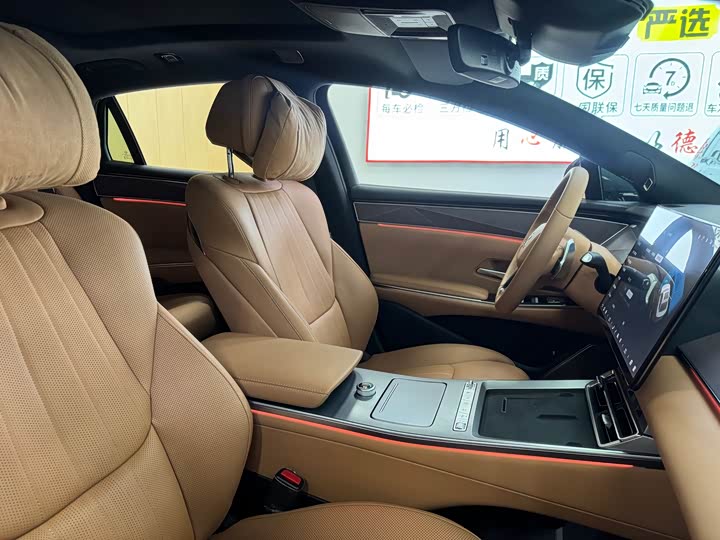 Фото 13 - BYD Han L