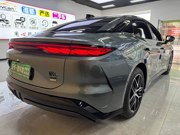 Фото 15 - BYD Han L