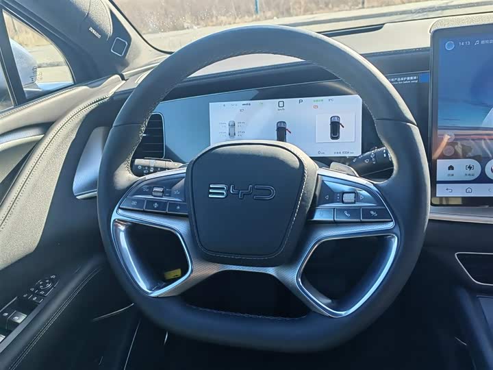 Фото 3 - BYD Sea Lion 07 EV