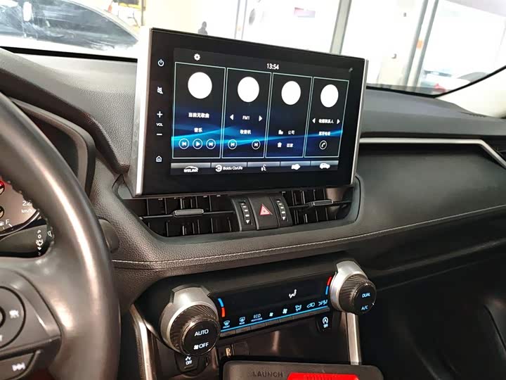 Фото 13 - Toyota Wildlander