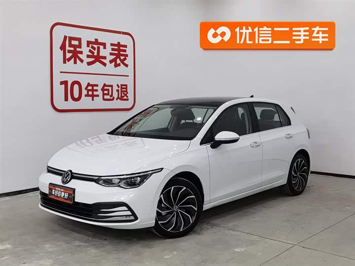 Фото 1 - Volkswagen Golf