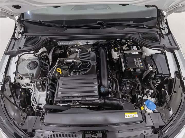 Фото 6 - Volkswagen Golf