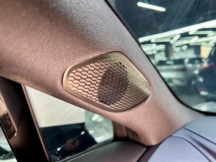 Фото 22 - BYD Song L