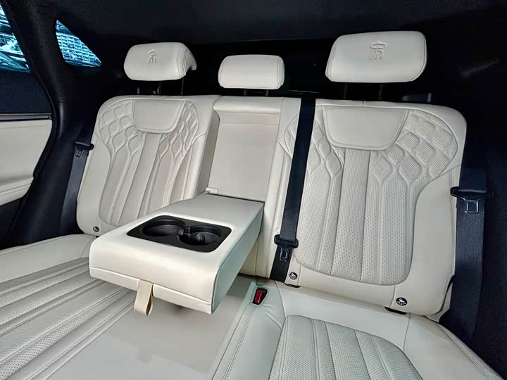 Фото 26 - BYD Song L