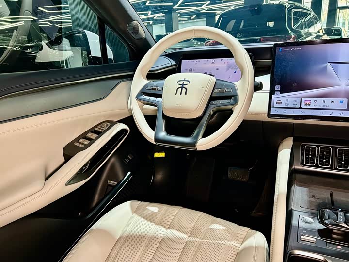 Фото 27 - BYD Song L