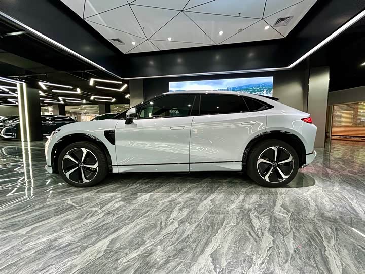 Фото 8 - BYD Song L