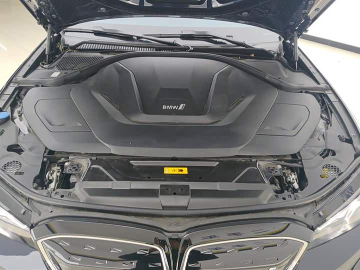 Фото 10 - BMW i3