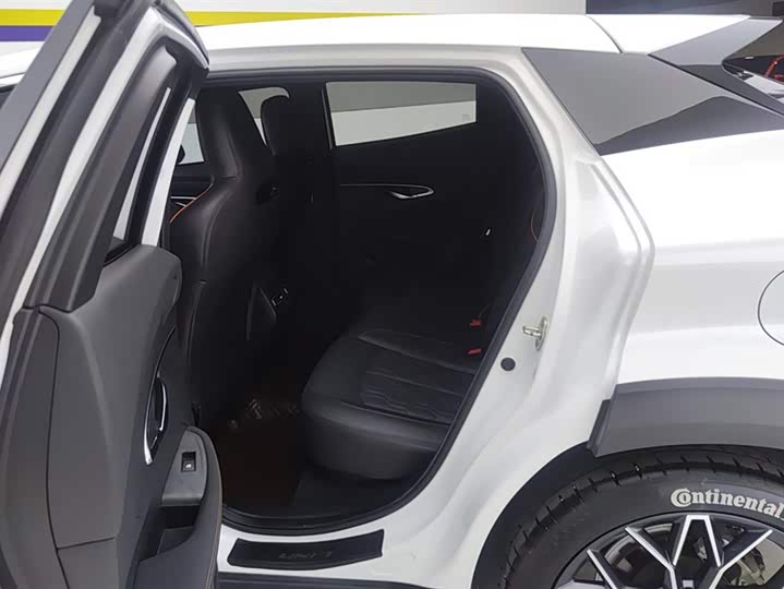 Фото 11 - Changan UNI-T