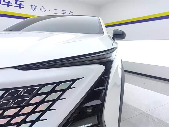 Фото 5 - Changan UNI-T