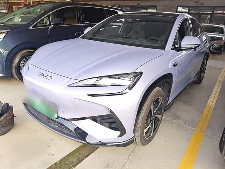 Фото 1 - BYD Sea Lion 07 EV