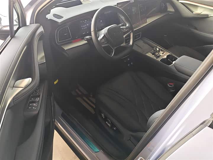 Фото 13 - BYD Sea Lion 07 EV