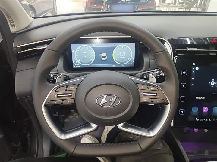 Фото 11 - Hyundai Tucson L