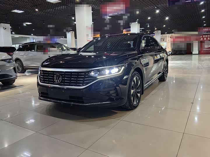 Фото 1 - Volkswagen Passat