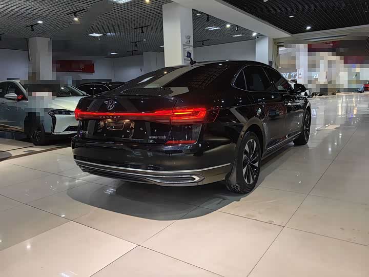 Фото 6 - Volkswagen Passat