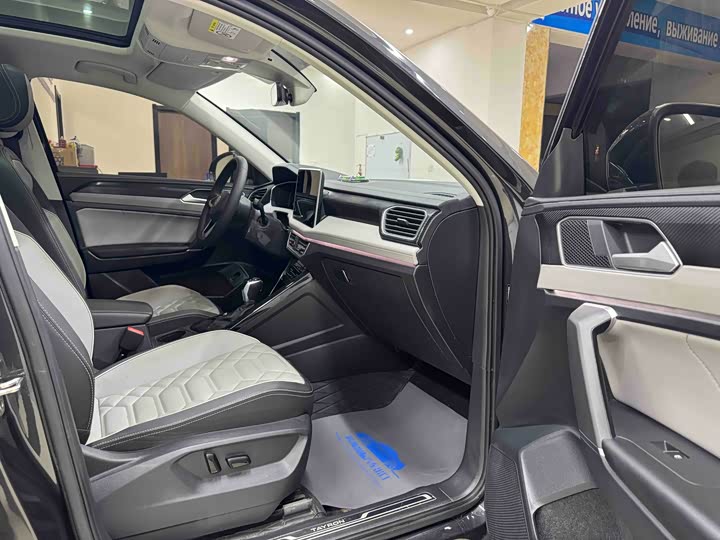 Фото 10 - Volkswagen Tayron