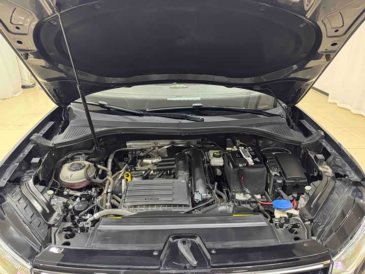 Фото 19 - Volkswagen Tayron