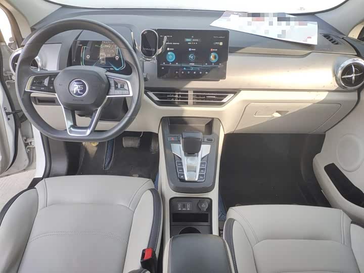 Фото 10 - BYD Yuan Pro