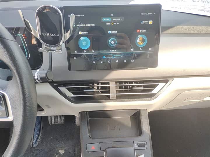 Фото 13 - BYD Yuan Pro