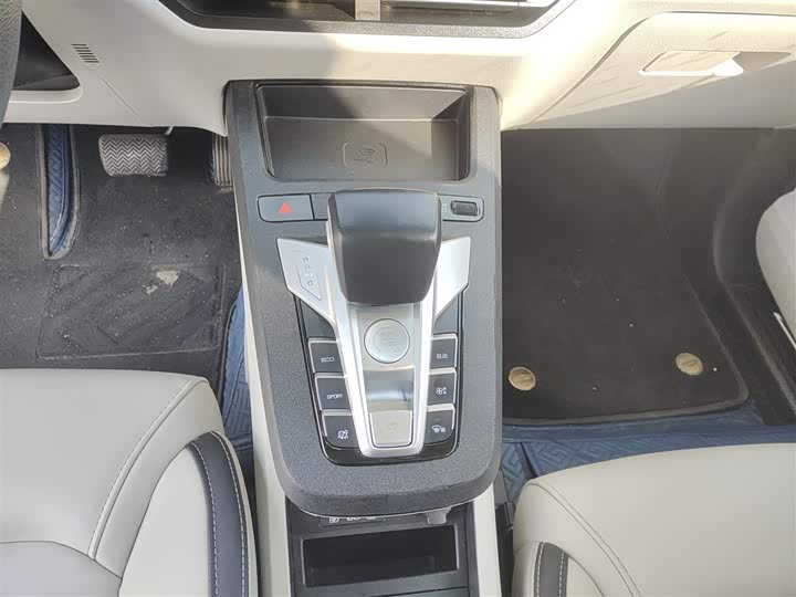 Фото 14 - BYD Yuan Pro