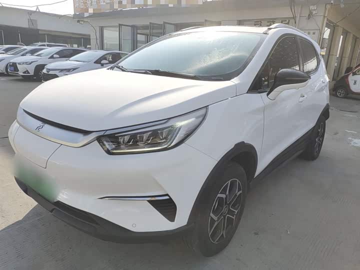 Фото 2 - BYD Yuan Pro