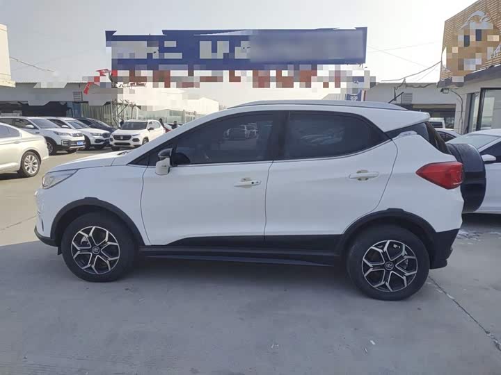 Фото 5 - BYD Yuan Pro