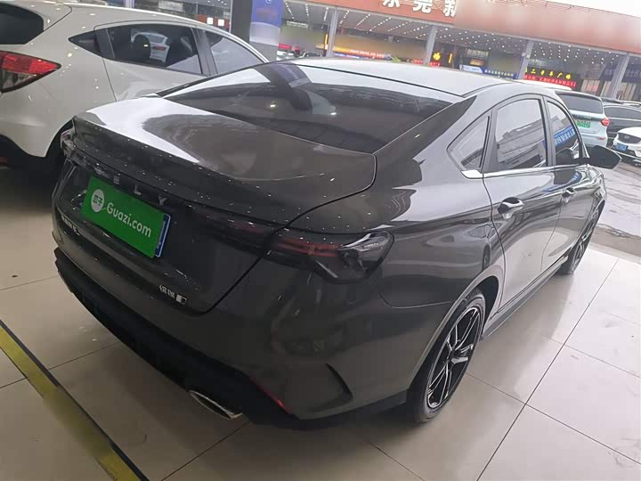 Фото 7 - Geely Binrui