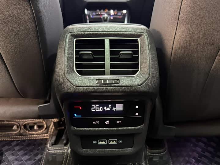 Фото 19 - Volkswagen Tayron