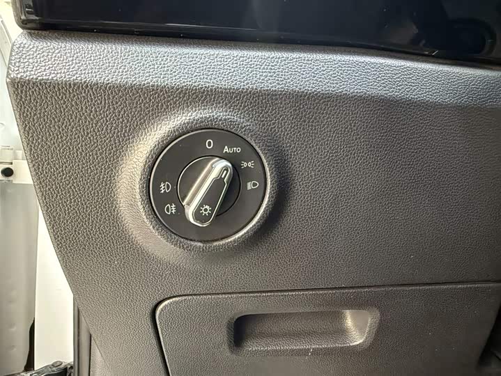 Фото 9 - Volkswagen Tayron