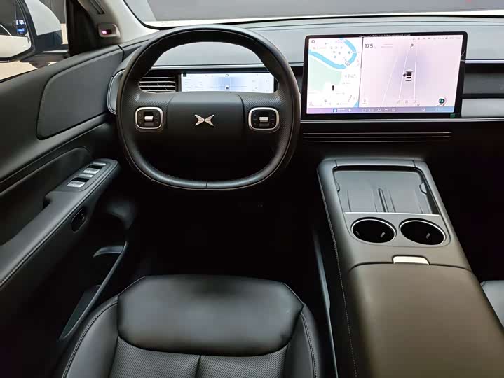 Фото 9 - XPeng G6