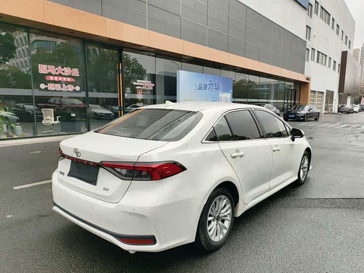Фото 5 - Toyota Allion