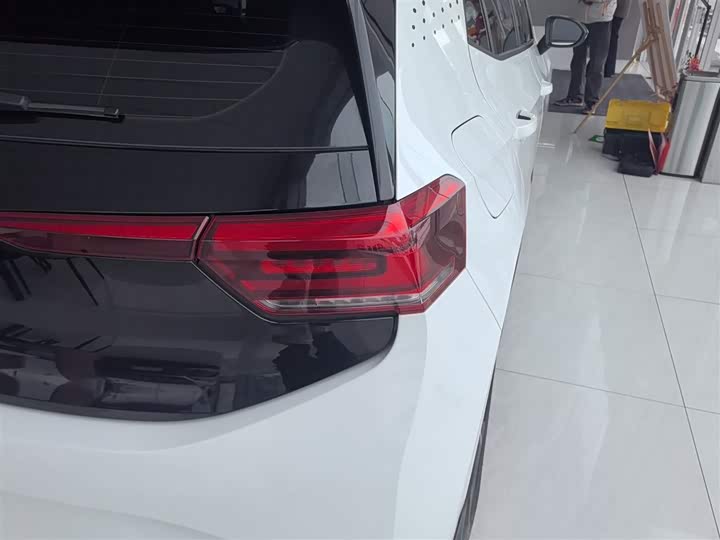 Фото 8 - Volkswagen ID.3