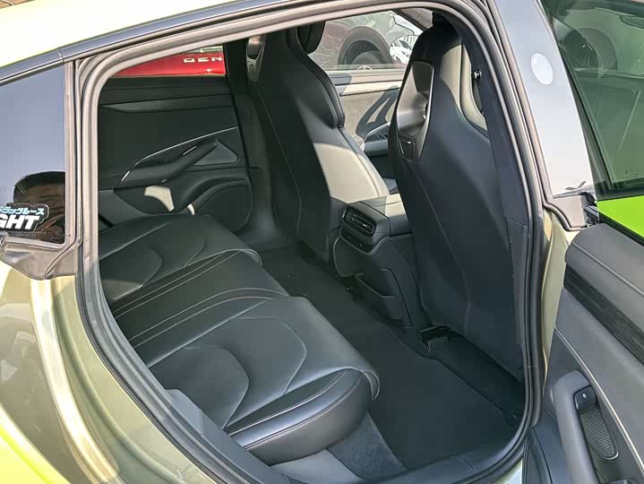 Фото 17 - Xiaomi SU7