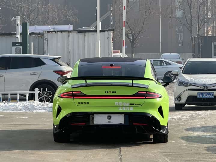 Фото 4 - Xiaomi SU7