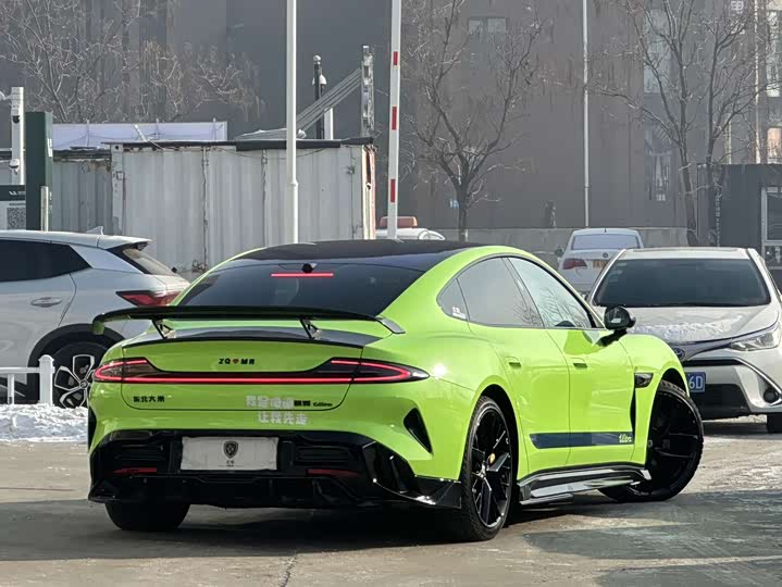 Фото 7 - Xiaomi SU7