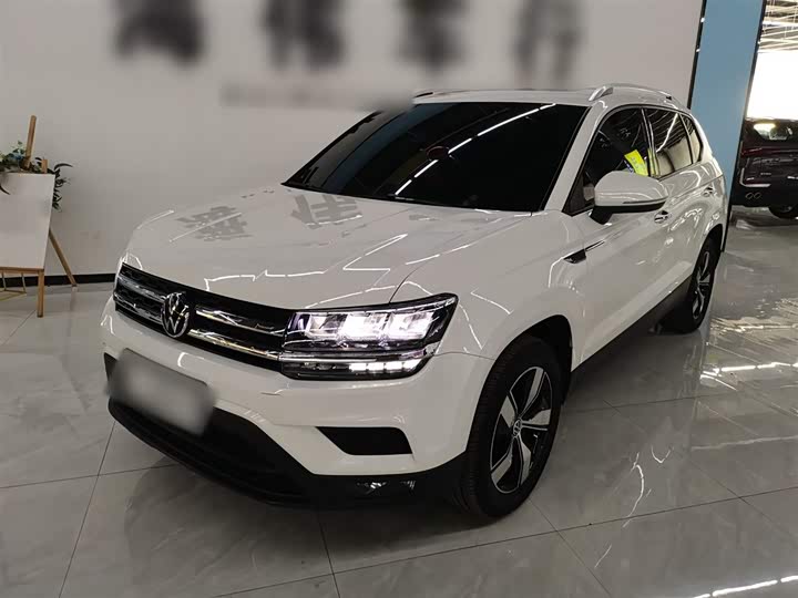 Фото 2 - Volkswagen Tharu