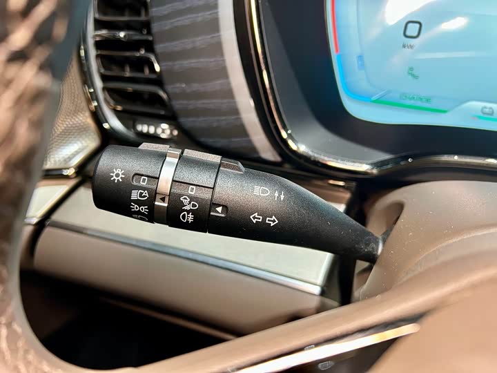 Фото 14 - BYD Han