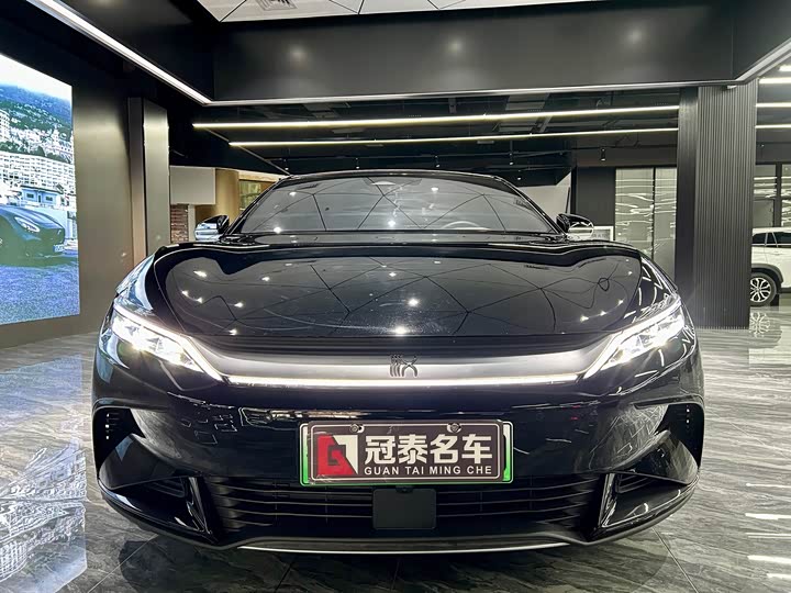 Фото 2 - BYD Han