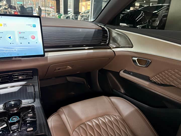 Фото 27 - BYD Han