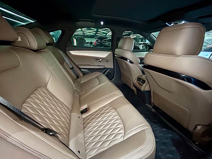 Фото 33 - BYD Han