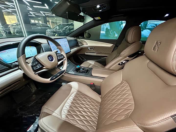 Фото 9 - BYD Han