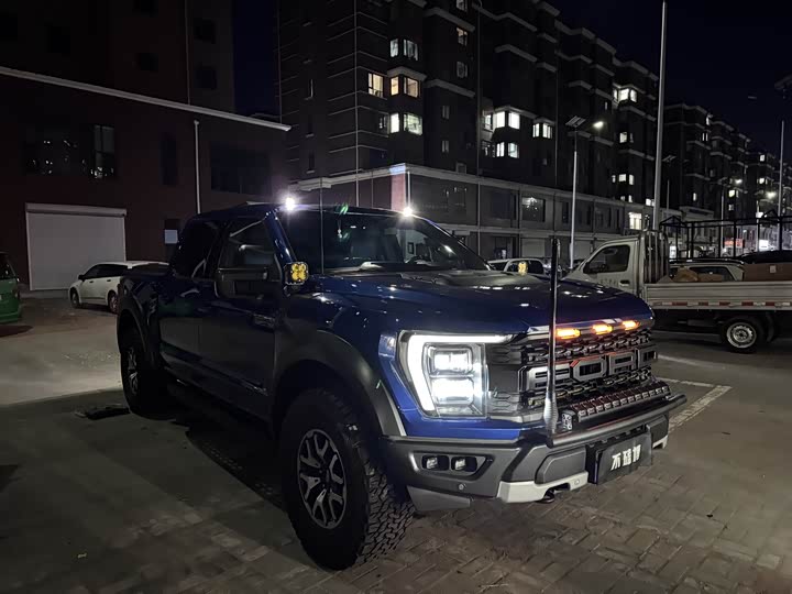 Фото 3 - Ford F-150 Raptor