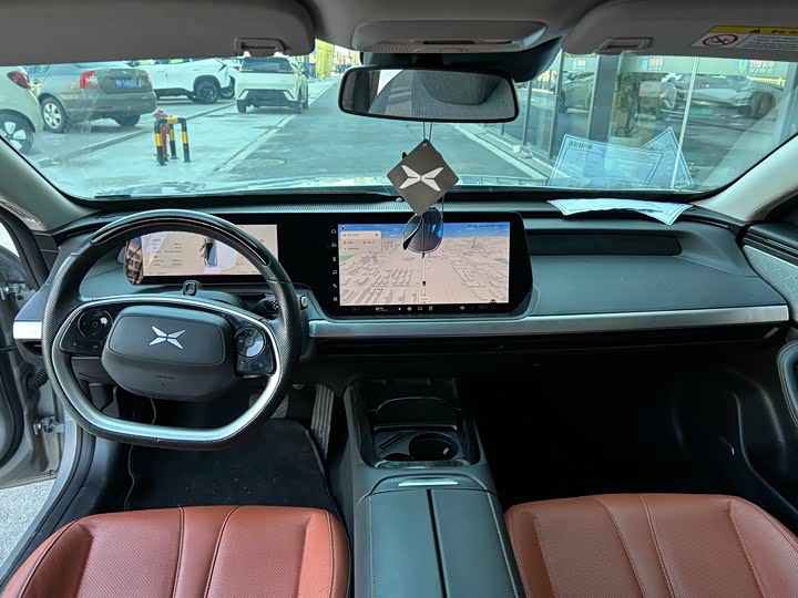 Фото 11 - XPeng P7