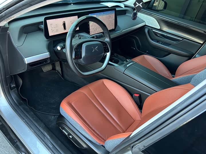 Фото 6 - XPeng P7