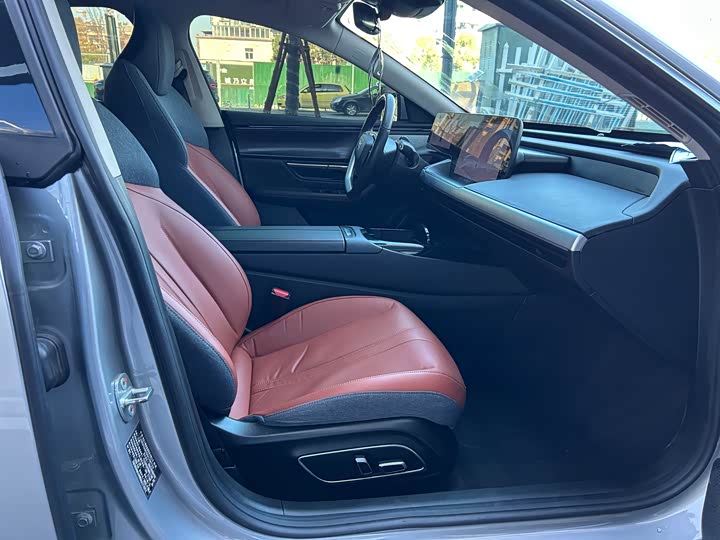 Фото 7 - XPeng P7