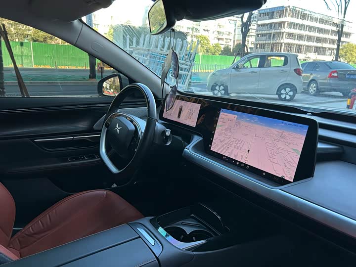 Фото 9 - XPeng P7