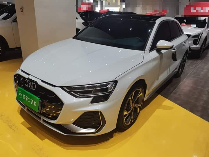 Фото 1 - Audi A3